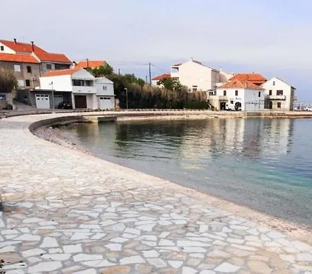 Apartament Nina Kali