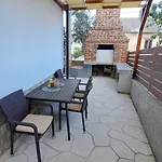 Apartament Nina *